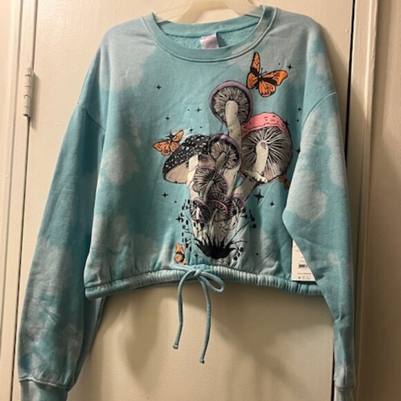 Beautiful Blue Crop Top Sweatshirt - Picture 3 of 3